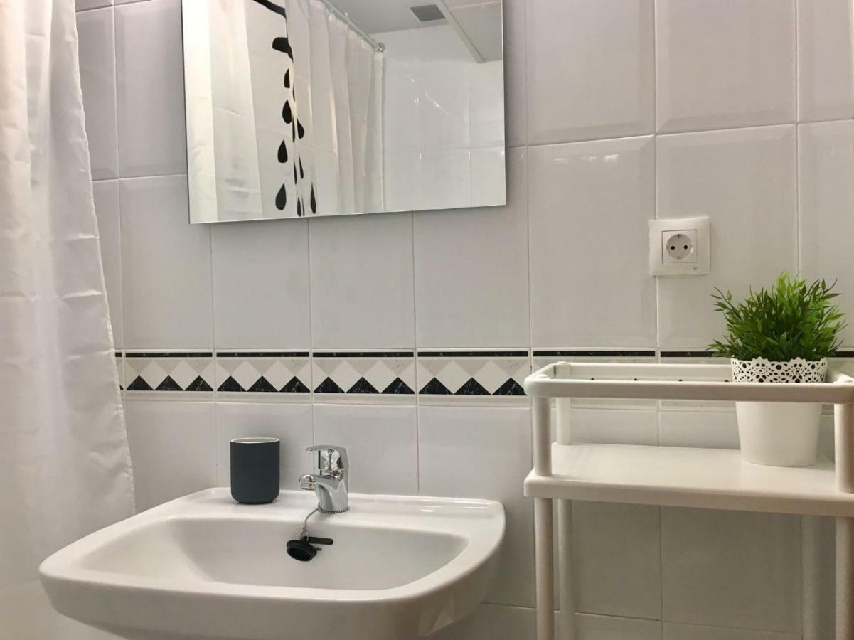 Gran Apartamento Familiar, Amigos O Trabajo Malaga Luaran gambar